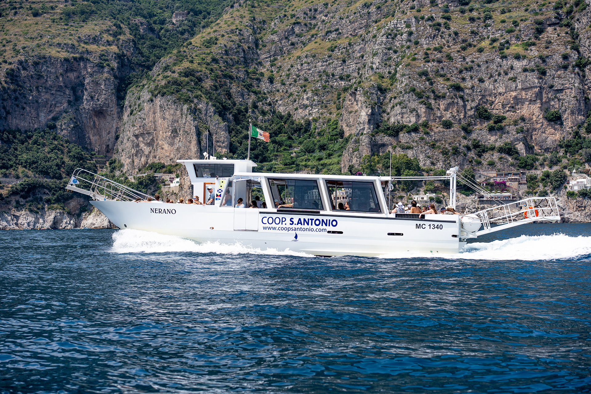 Motorboat Nerano